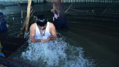 Photo of Mahakumbh- मंत्री नंद गोपाल गुप्ता ‘नंदी’ ने सपरिवार त्रिवेणी संगम में आस्था और पुण्य की डुबकी लगाई