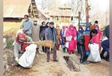 Photo of Jammu and Kasshmir- कचरा उठाने का किराया वसूलने पहुंची टीम को सहना पड़ा विरोध