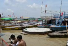 Photo of Varanasi News- वाराणसी में तेजी से बढ़ रहीं गंगा, 64 मीटर से पार पहुंचा जलस्तर, नौका संचालन का समय बदला