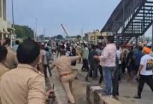 Photo of Meerut News: भूनी टोल प्लाज़ा पर बवाल: सेना के जवान से मारपीट, ग्रामीणों का हंगामा