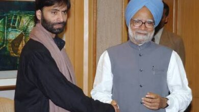 Photo of Yasin Malik shocking claim- यासीन मलिक का चौंकाने वाला दावा: “मनमोहन सिंह ने हाफिज सईद से मिलने पर दिया था धन्यवाद