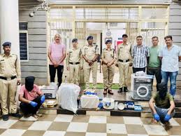 Photo of Mp News- भाजपा नेता की कार से 5 करोड़ की ड्रग्स जब्त, सामग्री भी बरामद; 2 लोग गिरफ्तार