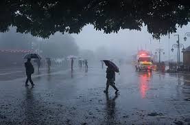 Photo of Shimla- चमकेगी बिजली, गरजेंगे बादल, चलेंगी तेज हवाएं, 2 दिन के लिए भारी बारिश का येलो अलर्ट