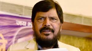 Photo of VHP Garba controversy- रामदास अठावले बोले – नवरात्रि गरबा पर वीएचपी का फरमान हिंसा का न्योता