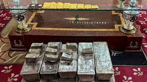 Photo of Silver Price Today: चांदी पहली बार 3 लाख के पार, एक दिन में 13,000 की रिकॉर्ड तेजी, जानें गोल्ड के ताज़ा भाव